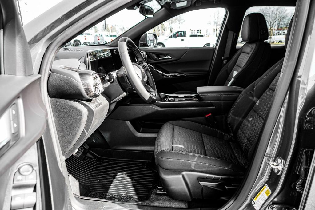 new 2026 Chevrolet Equinox car, priced at $31,162