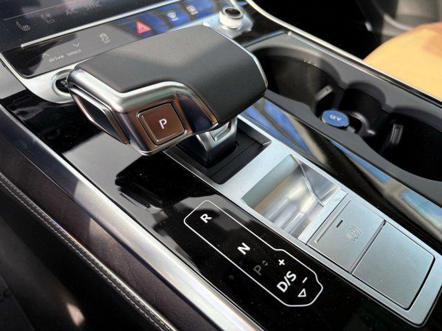 new 2025 Audi Q7 car, priced at $71,219