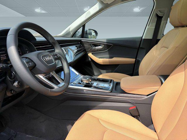 new 2025 Audi Q7 car, priced at $71,219
