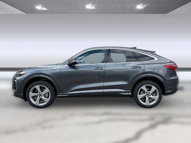 new 2025 Audi Q5 car, priced at $55,755