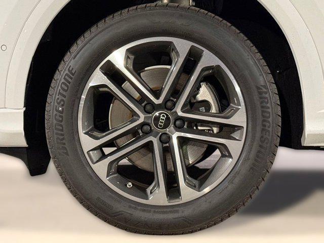 new 2025 Audi Q5 car, priced at $50,054