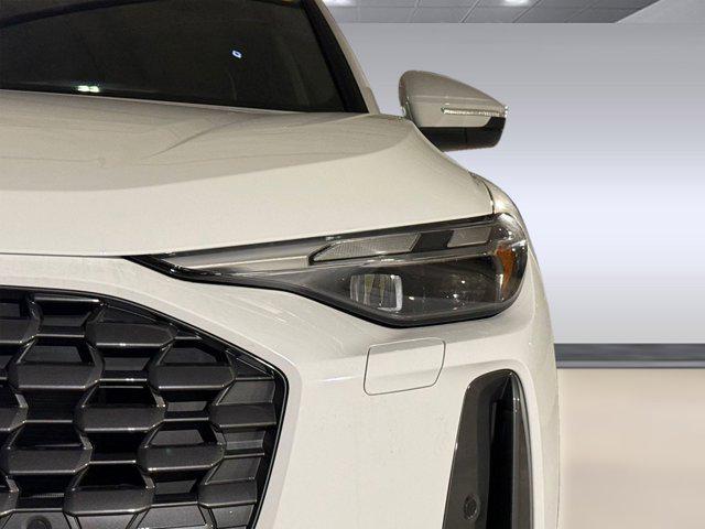 new 2025 Audi Q5 car, priced at $50,054