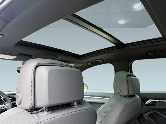 new 2025 Audi Q3 car, priced at $43,999