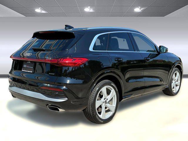 new 2025 Audi Q5 car, priced at $59,119