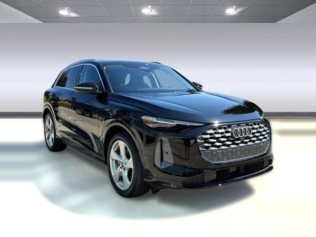 new 2025 Audi Q5 car, priced at $59,119