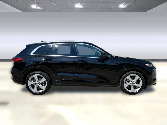 new 2025 Audi Q5 car, priced at $59,119