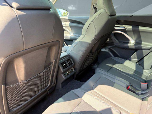 new 2025 Audi Q5 car, priced at $59,119
