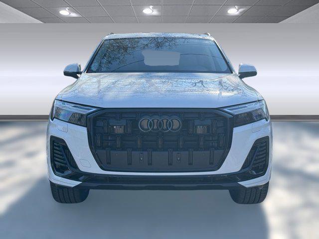 new 2026 Audi Q7 car, priced at $76,939
