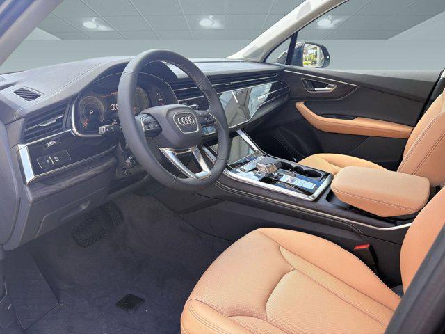 new 2025 Audi Q7 car, priced at $70,409