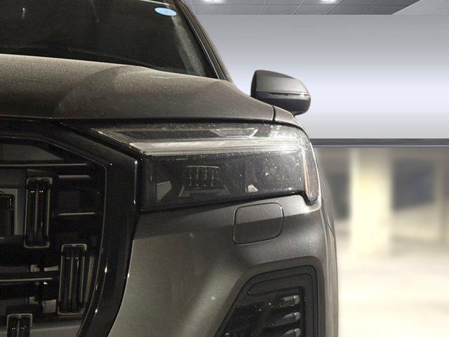 new 2026 Audi Q7 car, priced at $72,815