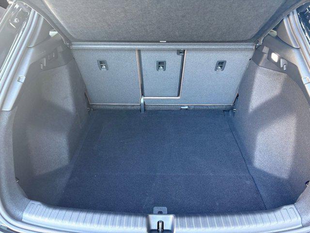 new 2026 Audi Q4 e-tron car, priced at $57,109