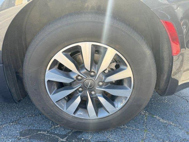 used 2021 Chrysler Pacifica Hybrid car, priced at $26,900