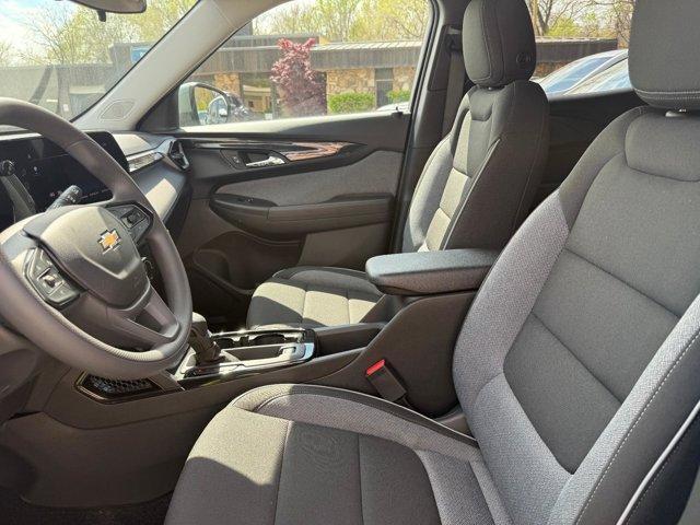new 2025 Chevrolet TrailBlazer car, priced at $25,740