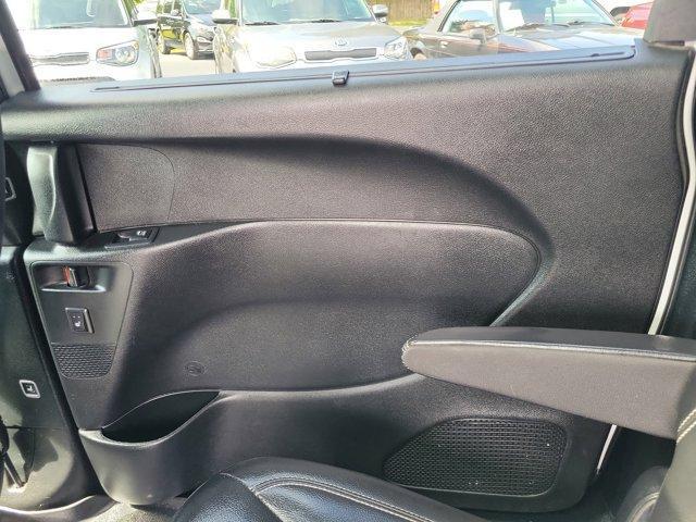 used 2018 Chrysler Pacifica car, priced at $17,900