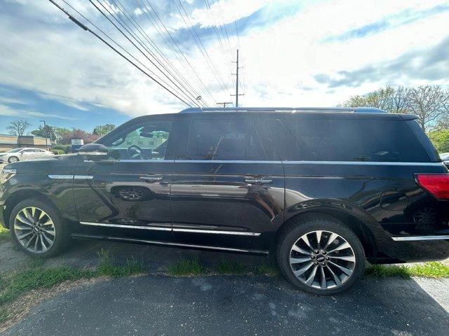 INFINITE BLACK 2020 Lincoln Navigator Reserve