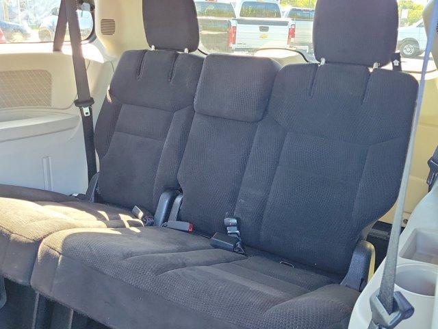 used 2014 Chrysler Town & Country car