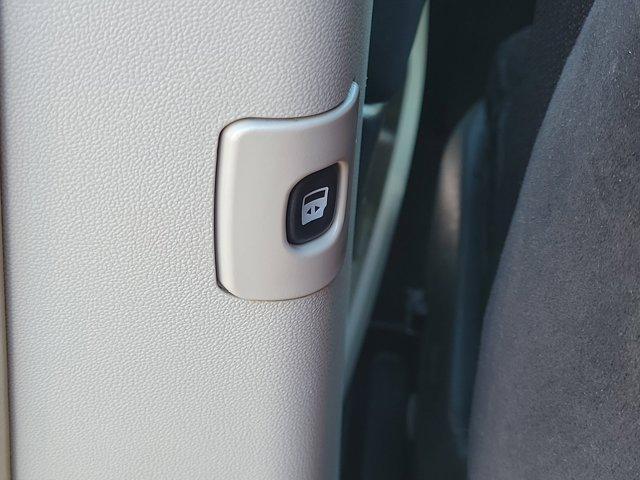 used 2014 Chrysler Town & Country car