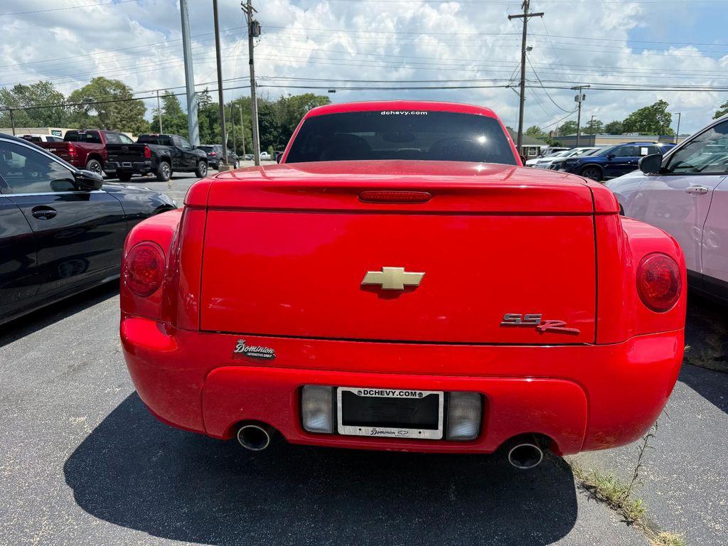 used 2005 Chevrolet SSR car, priced at $22,900