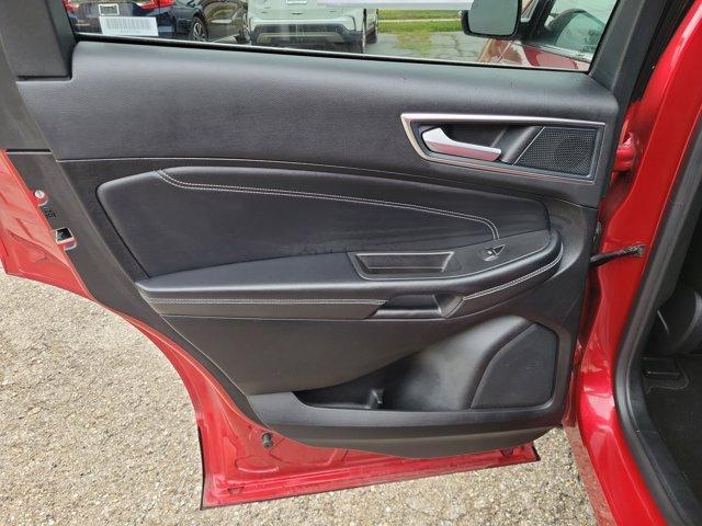 used 2024 Ford Edge car, priced at $29,900