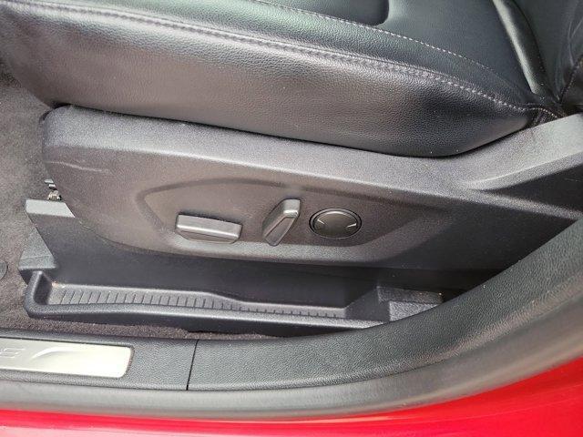 used 2024 Ford Edge car, priced at $29,900