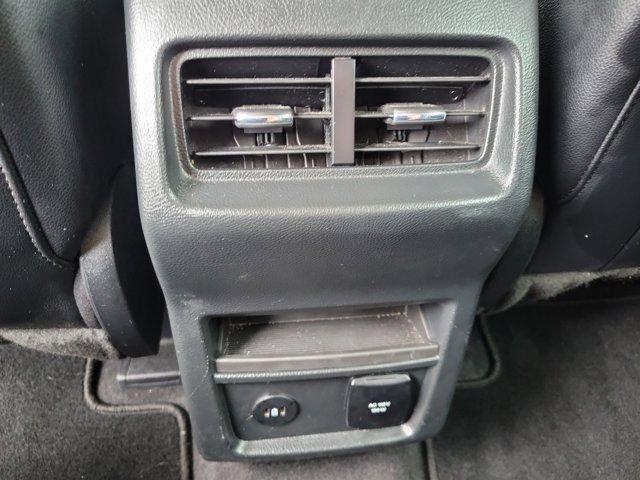 used 2024 Ford Edge car, priced at $29,900