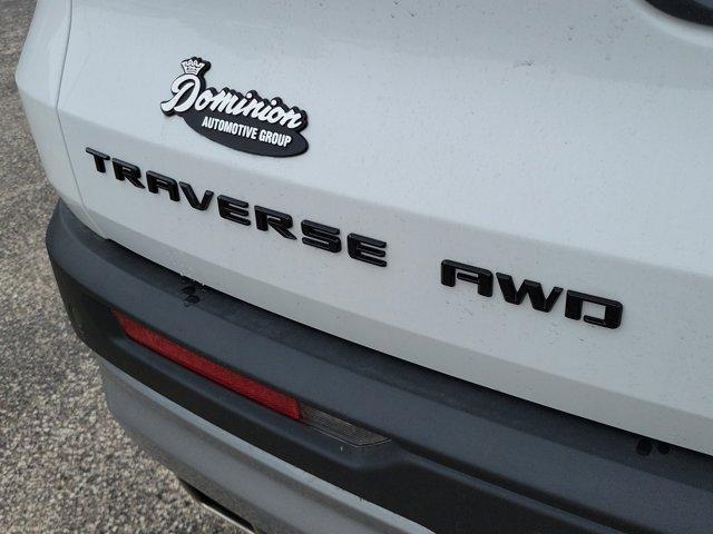 used 2024 Chevrolet Traverse car, priced at $52,900