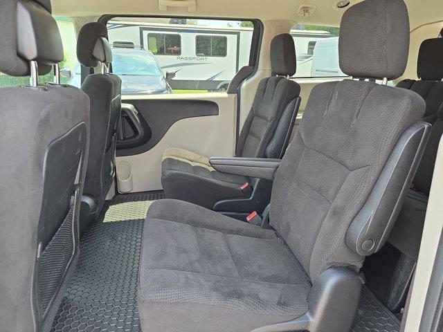 used 2014 Dodge Grand Caravan car