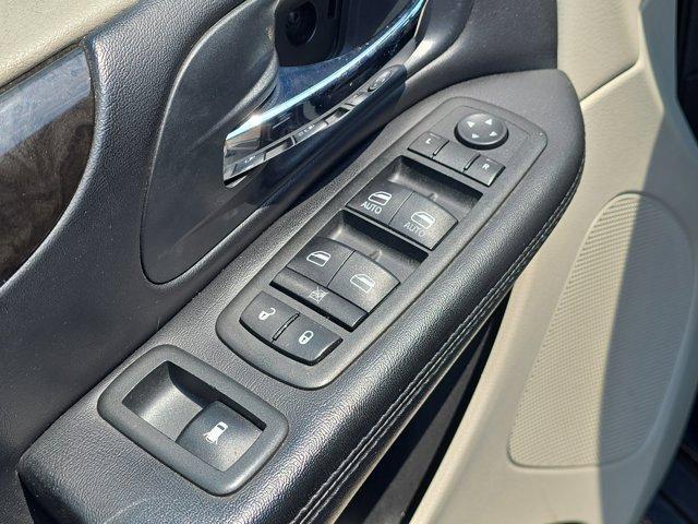 used 2014 Dodge Grand Caravan car