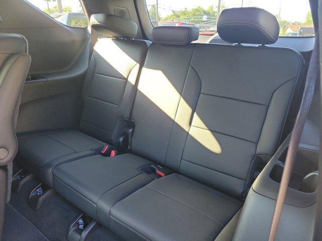 new 2026 Chevrolet Traverse car, priced at $43,695