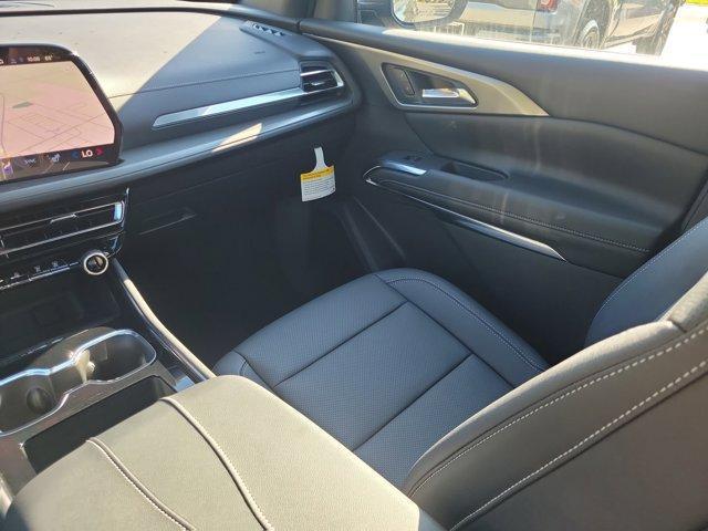 new 2026 Chevrolet Traverse car, priced at $43,695