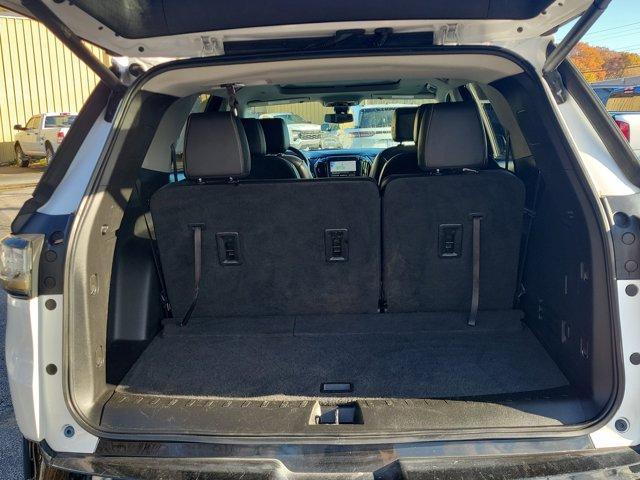 used 2021 Chevrolet Traverse car, priced at $29,900