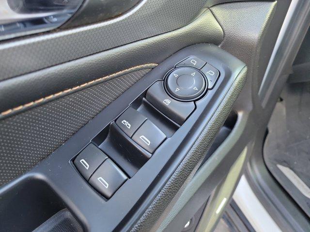 used 2021 Chevrolet Traverse car, priced at $29,900