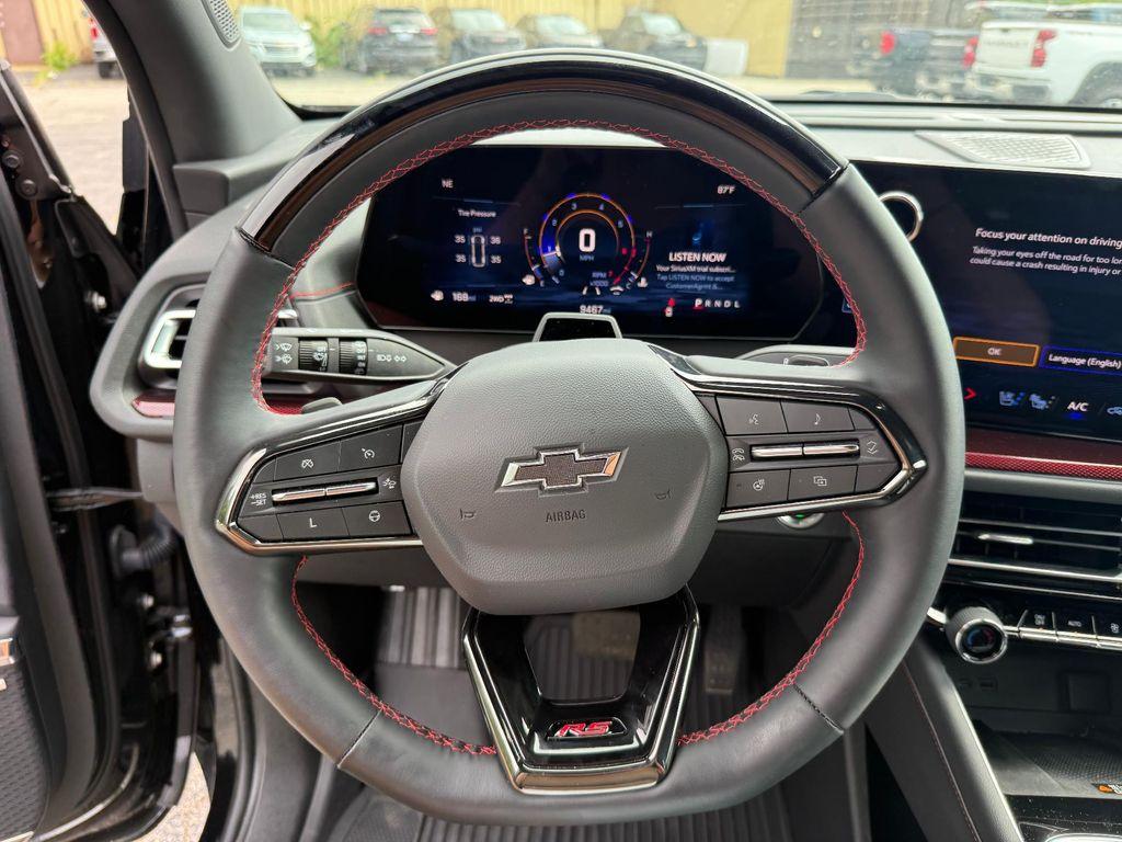 used 2024 Chevrolet Traverse car