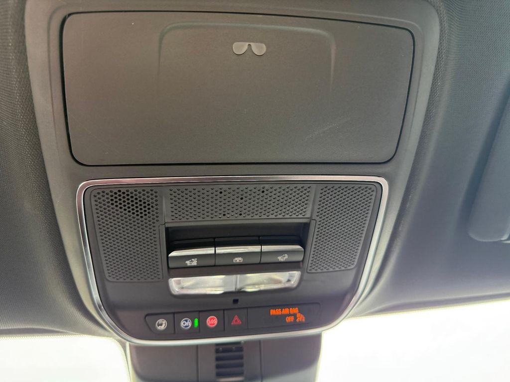 used 2024 Chevrolet Traverse car