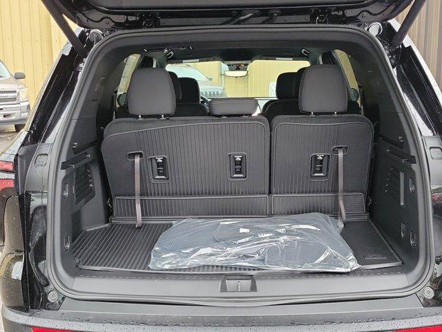 new 2026 Chevrolet Traverse car, priced at $49,005