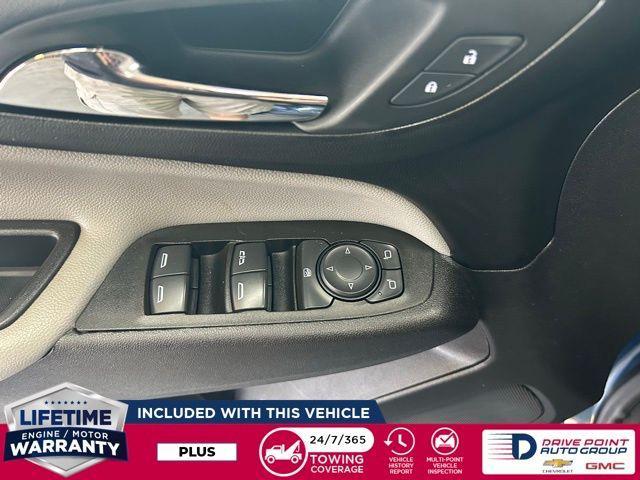 used 2024 Chevrolet Equinox car, priced at $19,670