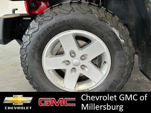 used 2016 Jeep Wrangler Unlimited car, priced at $15,453