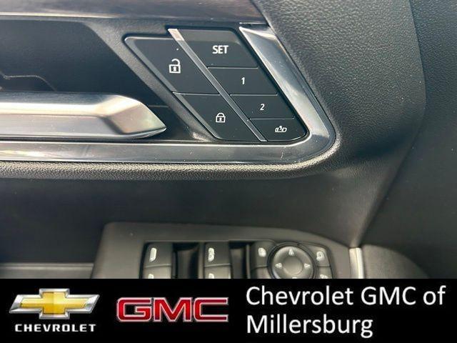 used 2024 Chevrolet Silverado 1500 car, priced at $40,590