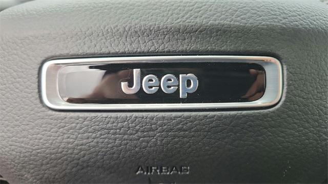 new 2025 Jeep Grand Cherokee car, priced at $35,631