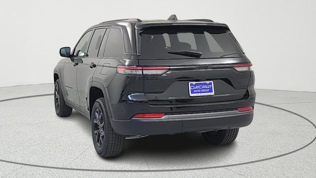 new 2026 Jeep Grand Cherokee car, priced at $36,622