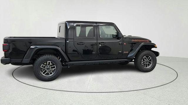new 2025 Jeep Gladiator car, priced at $51,449