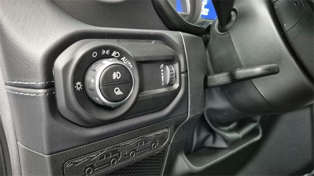 new 2025 Jeep Gladiator car, priced at $42,879