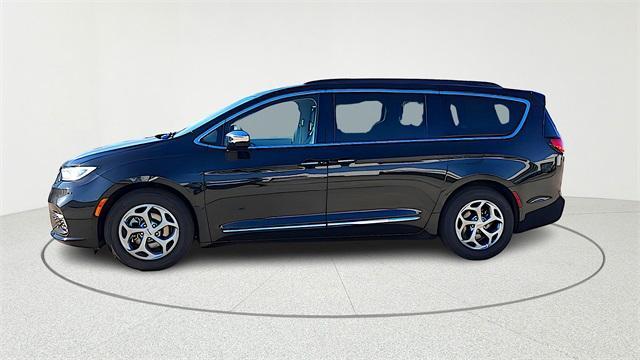used 2023 Chrysler Pacifica car, priced at $26,881