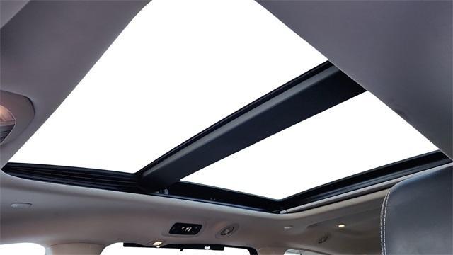 used 2023 Chrysler Pacifica car, priced at $26,881