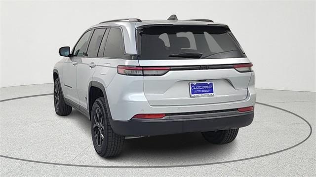 new 2026 Jeep Grand Cherokee car, priced at $41,383