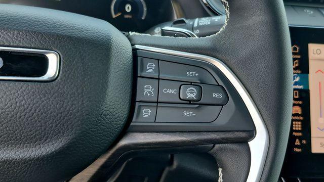 new 2026 Jeep Grand Cherokee car, priced at $43,357