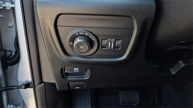 new 2025 Jeep Grand Cherokee car