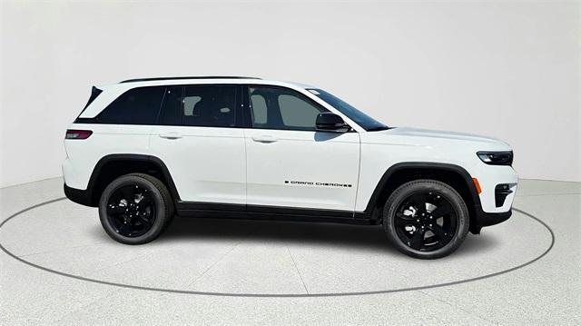 new 2025 Jeep Grand Cherokee car