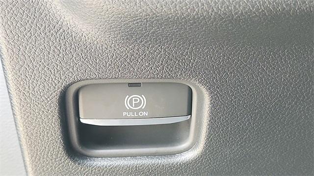 new 2025 Jeep Grand Cherokee L car, priced at $38,820