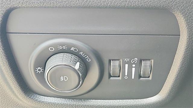 new 2025 Jeep Grand Cherokee L car, priced at $38,820